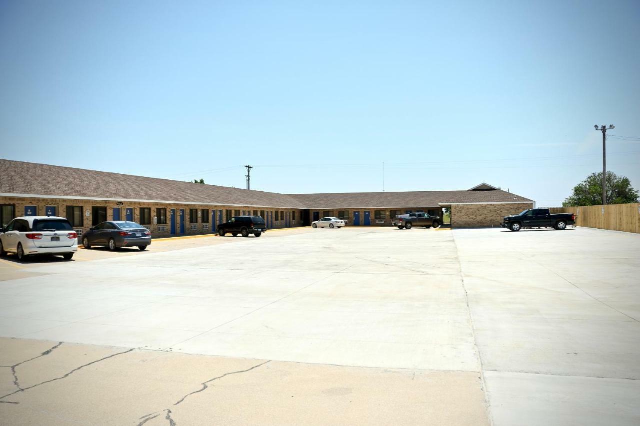 Heritage Inn & Suites El Dorado Exterior photo